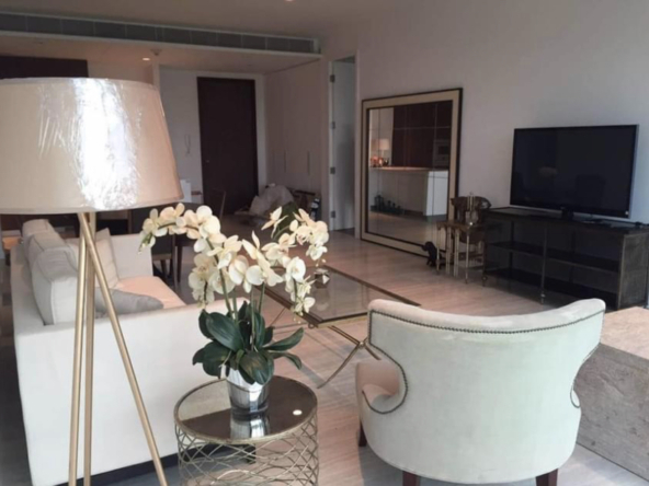 124.Rajadamri - 2BR2BA - 131 sqm - Fl.12 - 120K_008