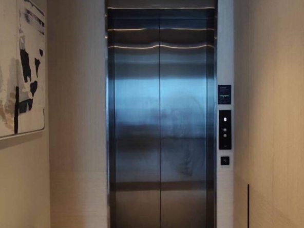 142.Tela Thonglor - 2BR2BA (11)
