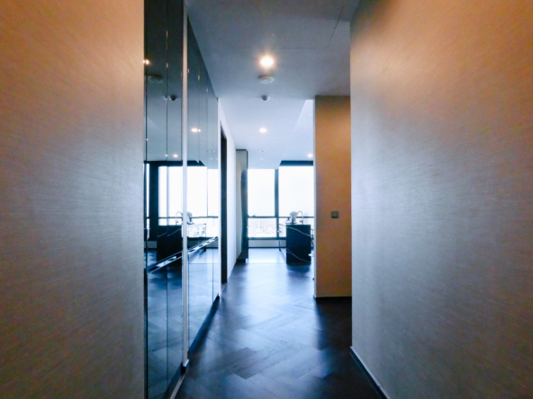159.The ESSE Sukhumvit 36_124sqm_3b3b_37fl_190K_002