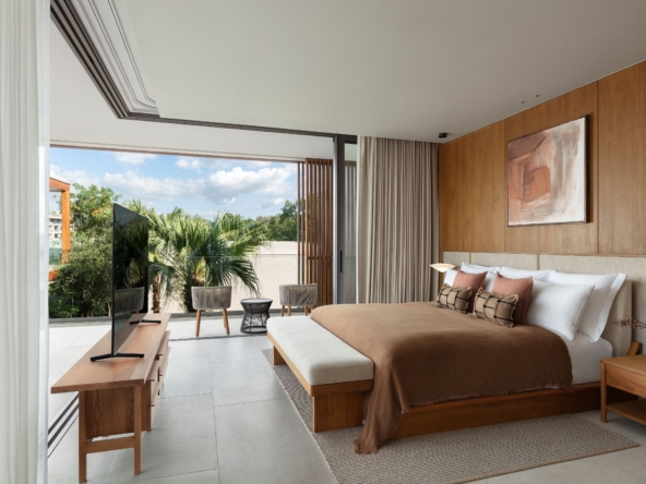 03 Villa 3 Bed Bedroom 1_resized