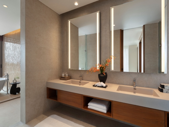 06 Villa 3 Bed Bathroom 1_resized