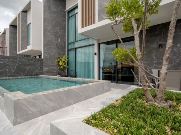 line_oa_chat_250507_170112_group_6