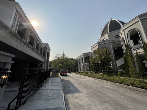 line_oa_chat_250507_181259_group_2