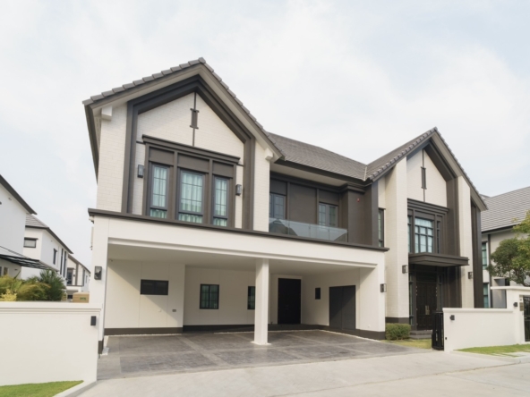 line_oa_chat_250515_182744_group_9