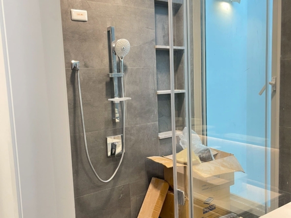 LINE_ALBUM_41168_251104_151