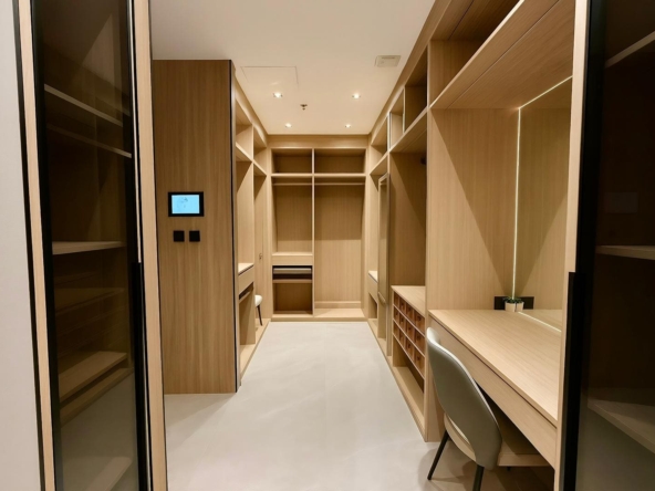 WhatsApp Image 2025-12-01 at 09.38.13_6c4472cd