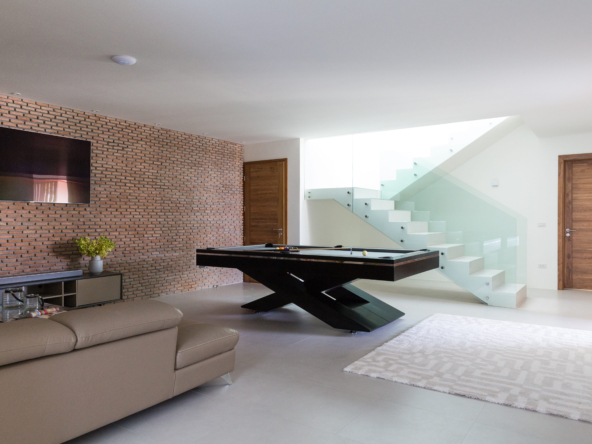 Azur_15_lower_lounge-4