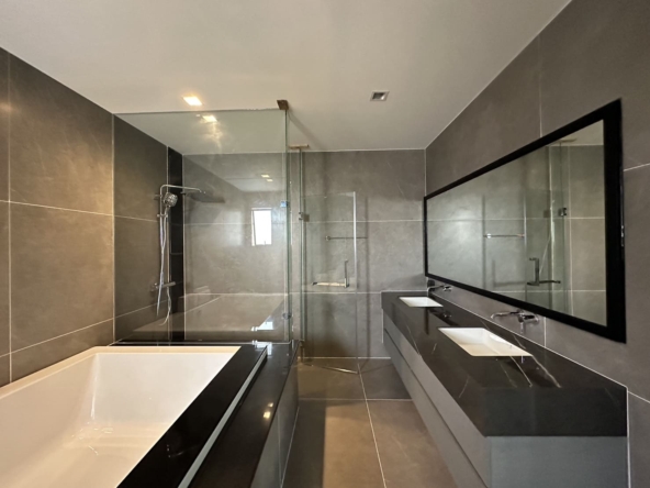 line_oa_chat_250507_181546_group_0