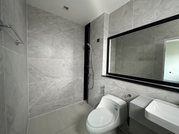 line_oa_chat_250507_181546_group_2