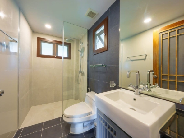 The Estate Boat Lagoon PPN 18