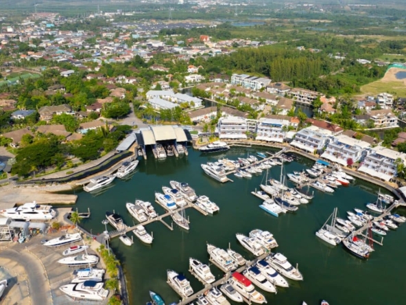 The Estate Boat Lagoon PPN 4