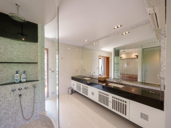 The Estate Boat Lagoon PPN 45