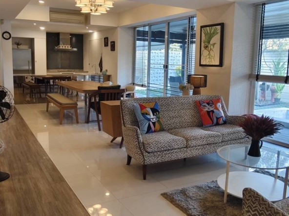 line_oa_chat_260408_152641_group_6